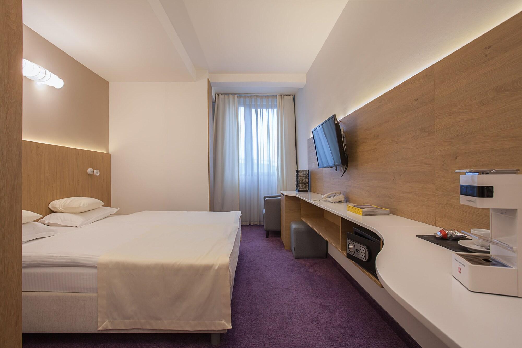 סקופיה City Park Hotel מראה חיצוני תמונה