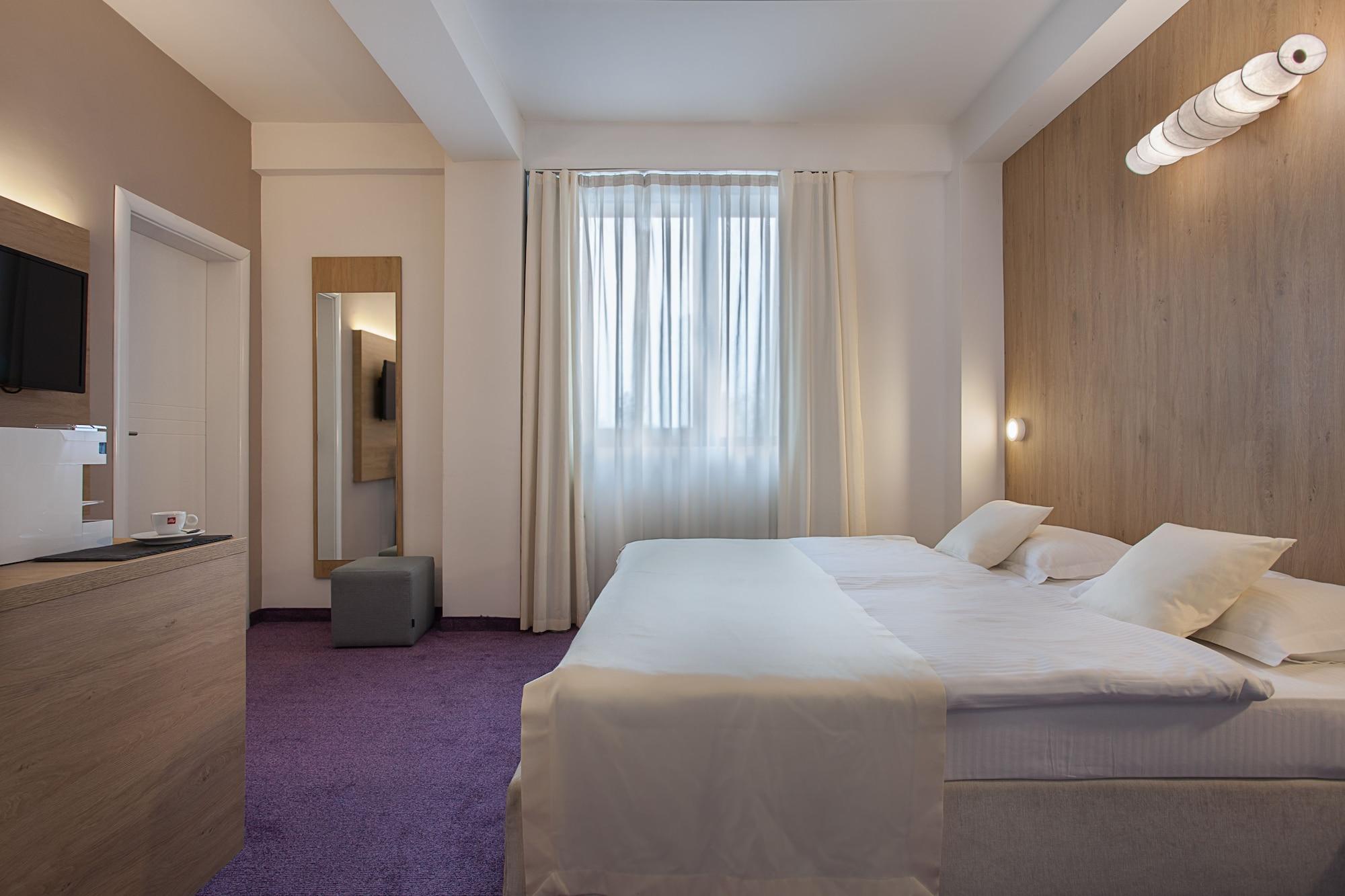 סקופיה City Park Hotel מראה חיצוני תמונה