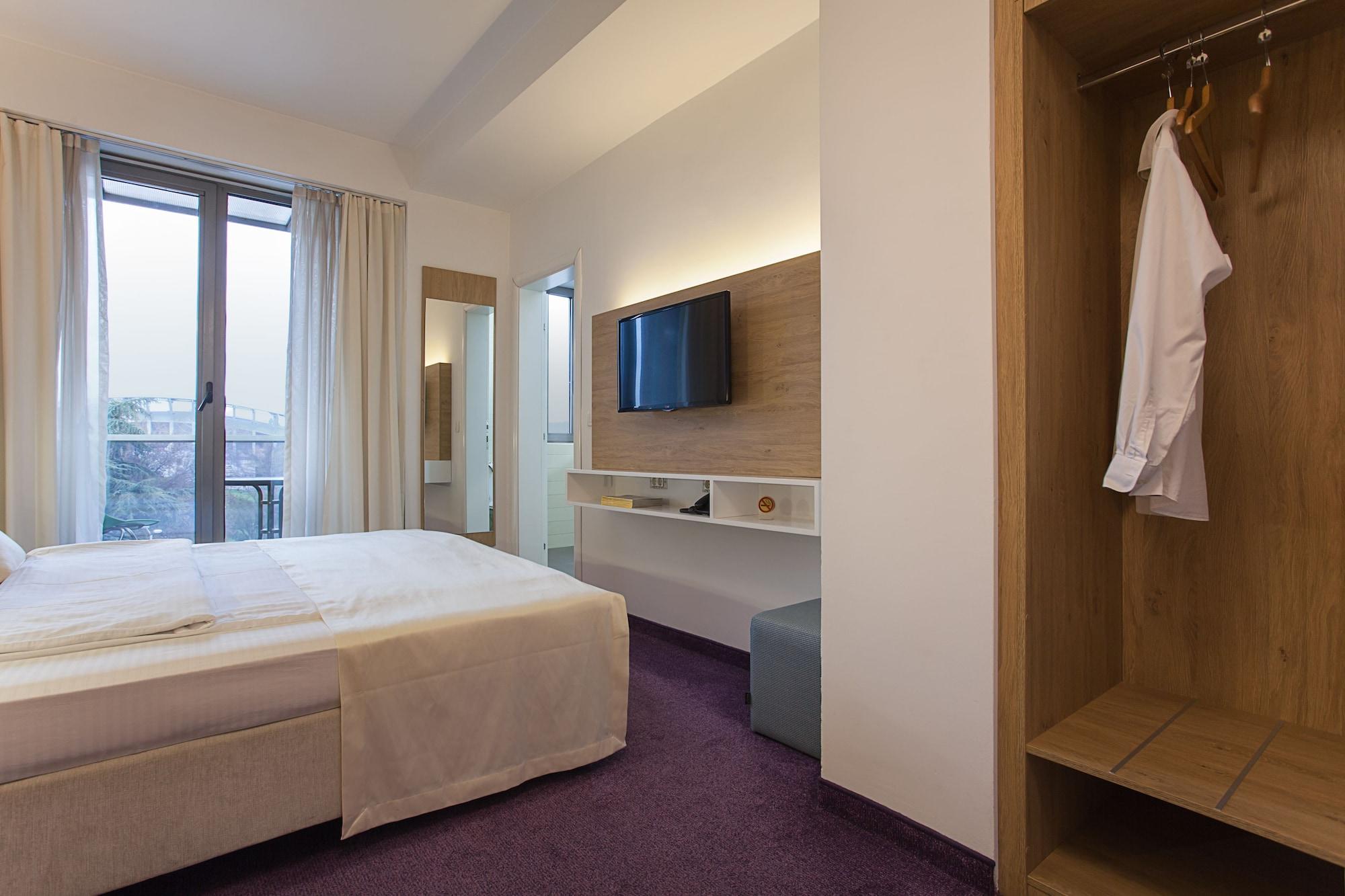 סקופיה City Park Hotel מראה חיצוני תמונה
