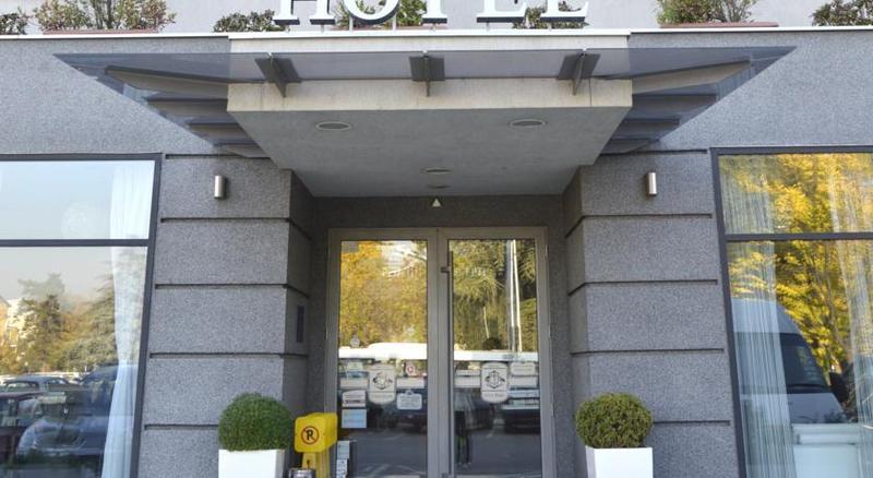 סקופיה City Park Hotel מראה חיצוני תמונה